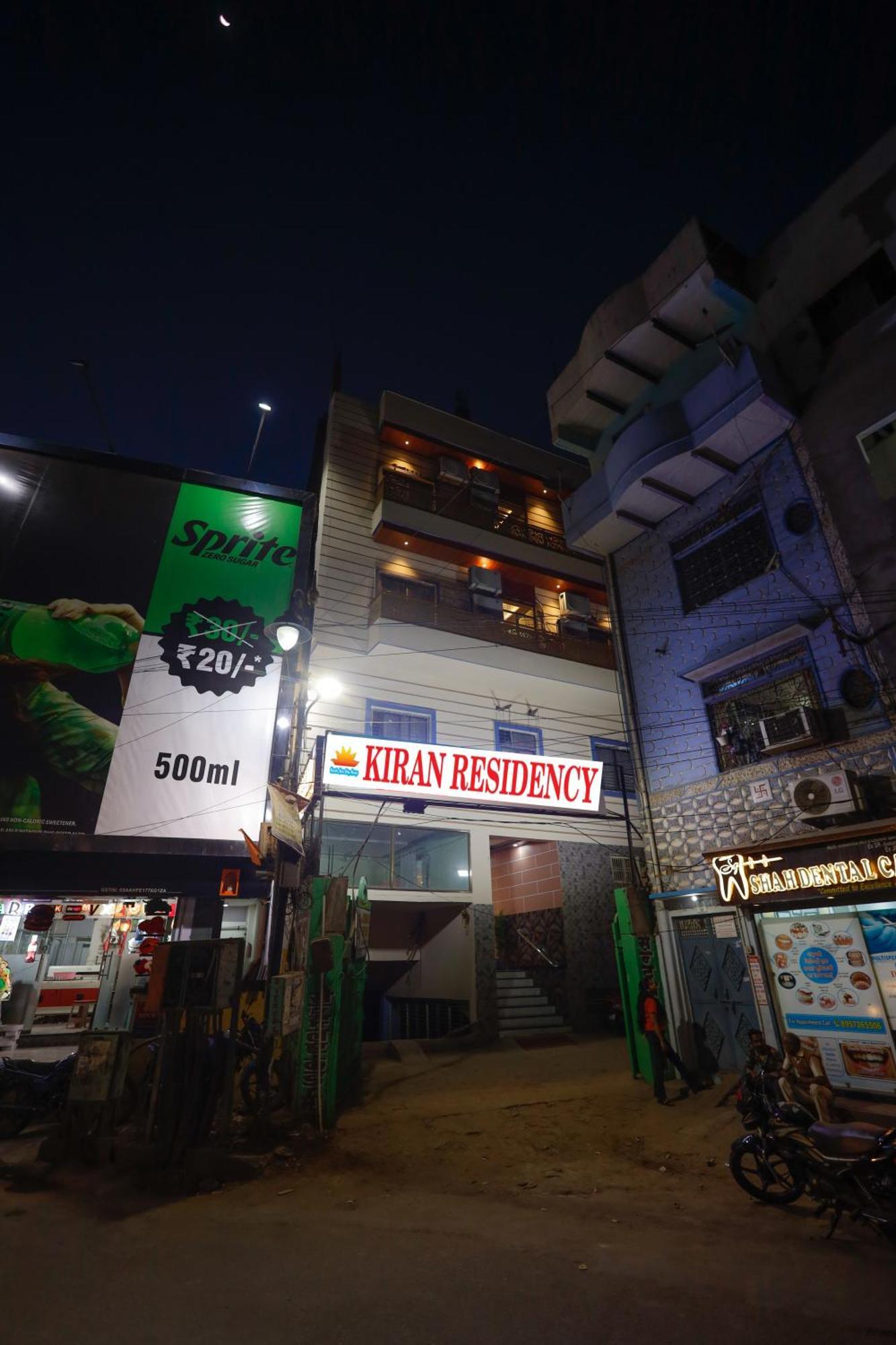 Kiran Residency Near Vishwanath Temple Hotel Varanasi